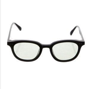 Gentle Monster NWOT Lang Black frame sunglasses
Women’s/Men’s